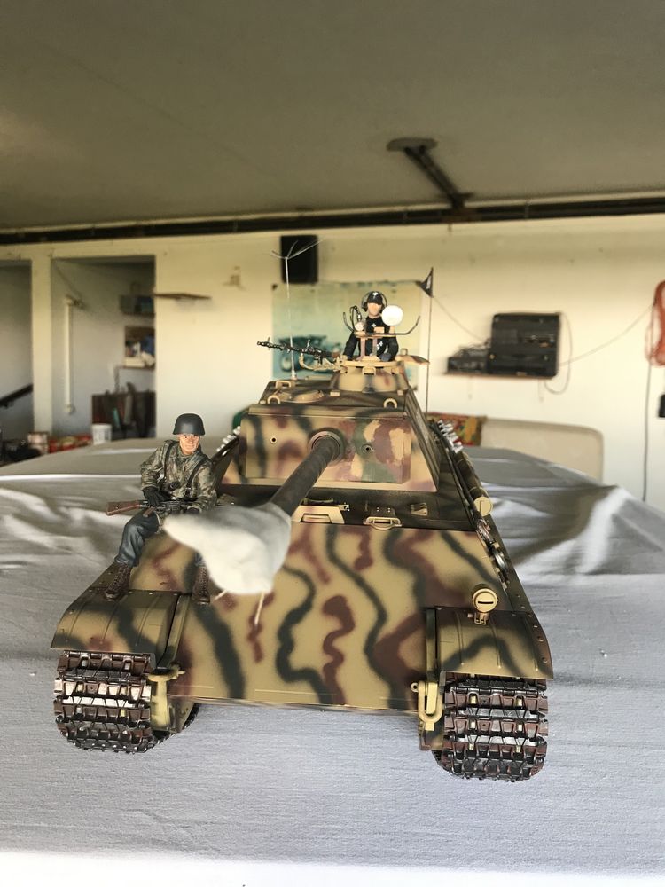 Tanque de guerra R/C Tamiya escala 1/16 German Panther
