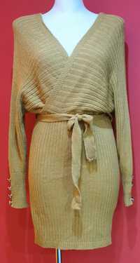Sukienka sweterkowa dekold wiązanie