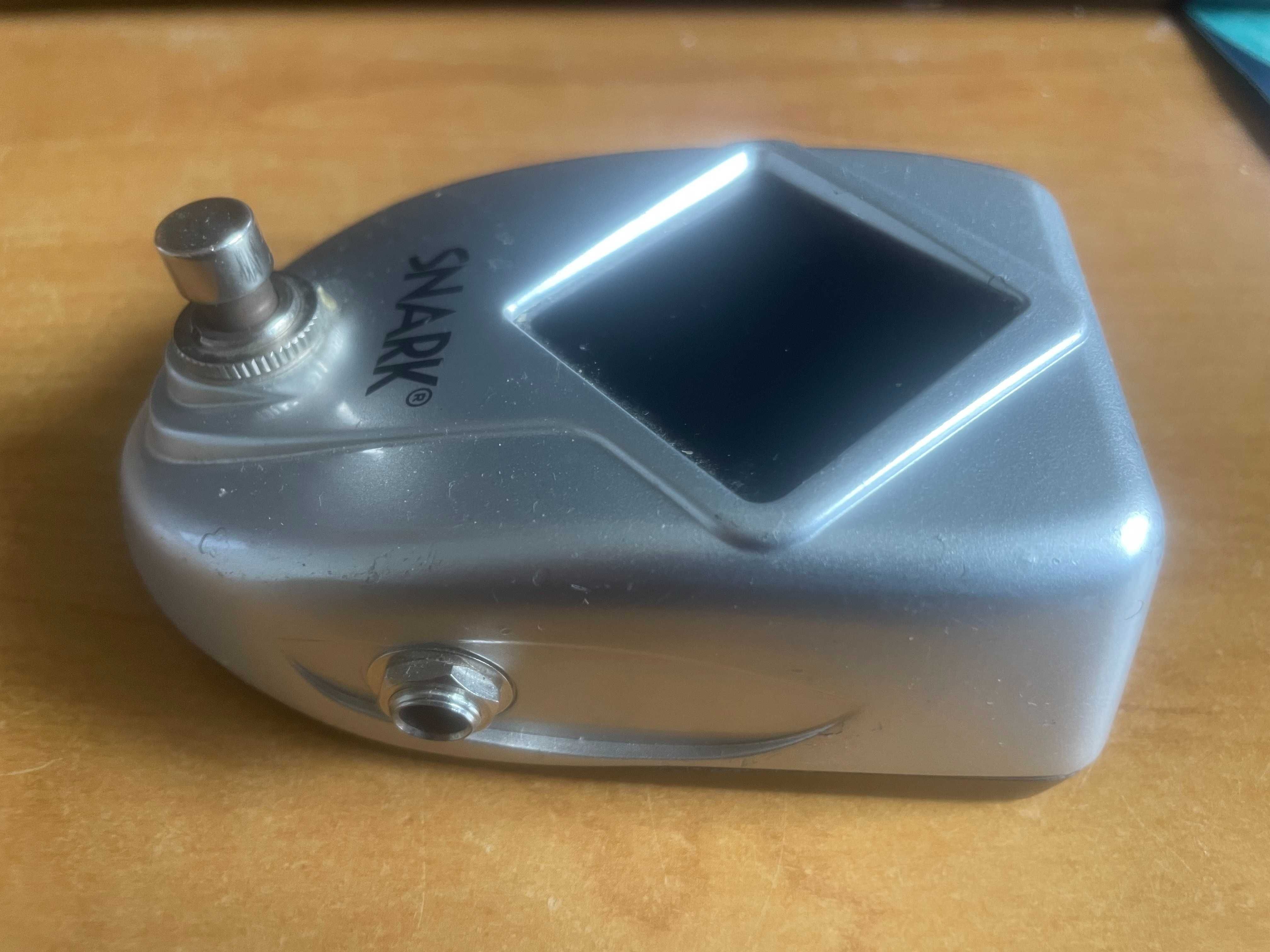 Snark tuner gitarowy, stroik