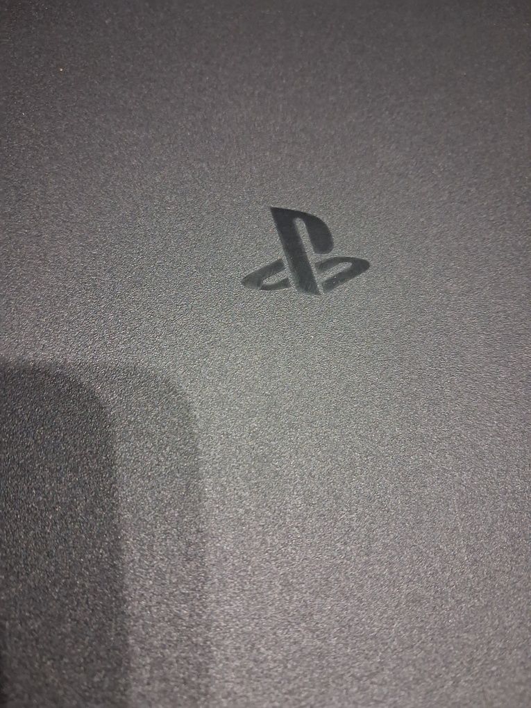 PS4 super stan 500GB (możliwy dowóz)