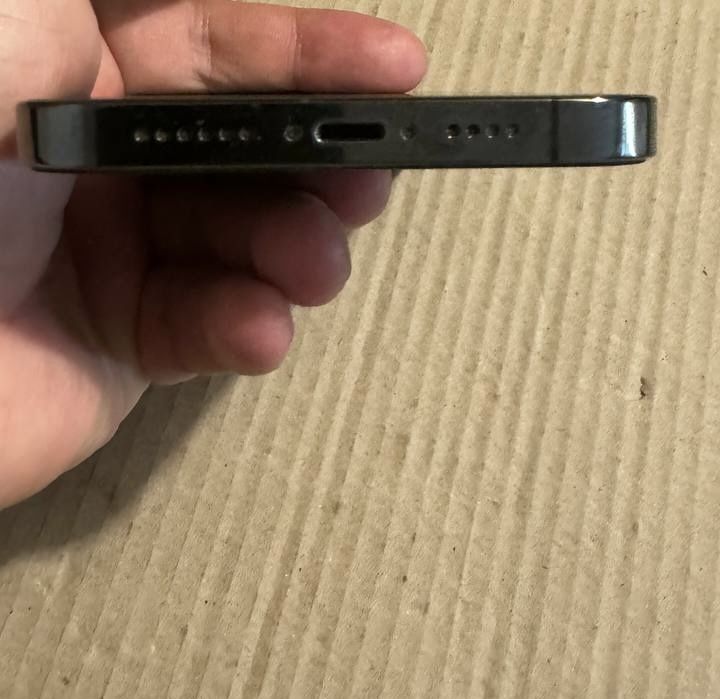 Продам iphone 13 proMax 128гб