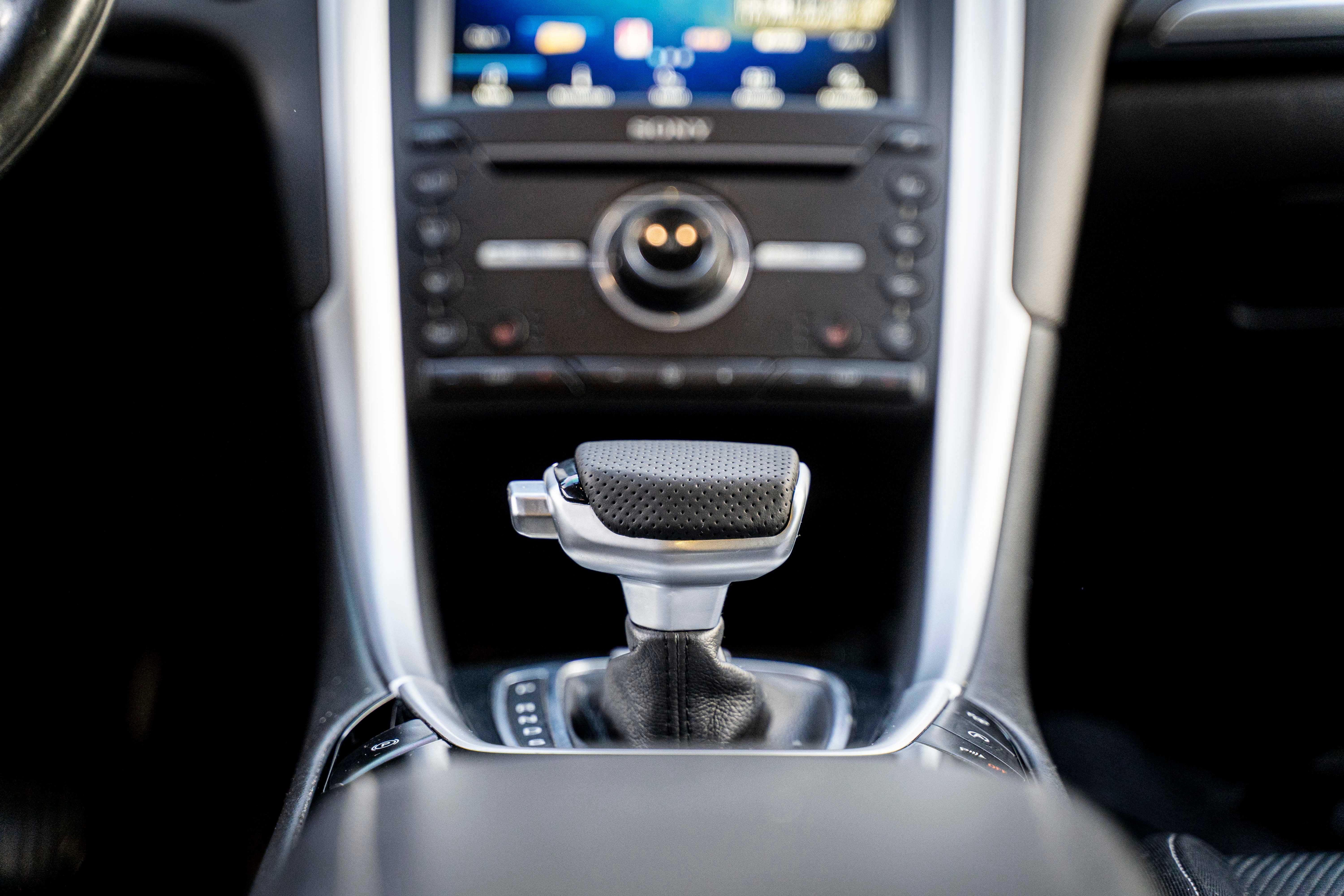 Drążęk zmiany biegów, gałka Ford Mondeo, Kuga, Edge