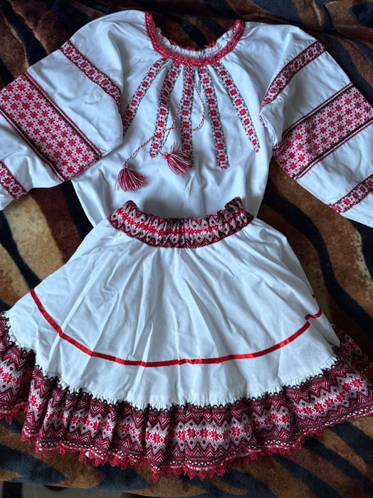 Вишиванка для дівчинки