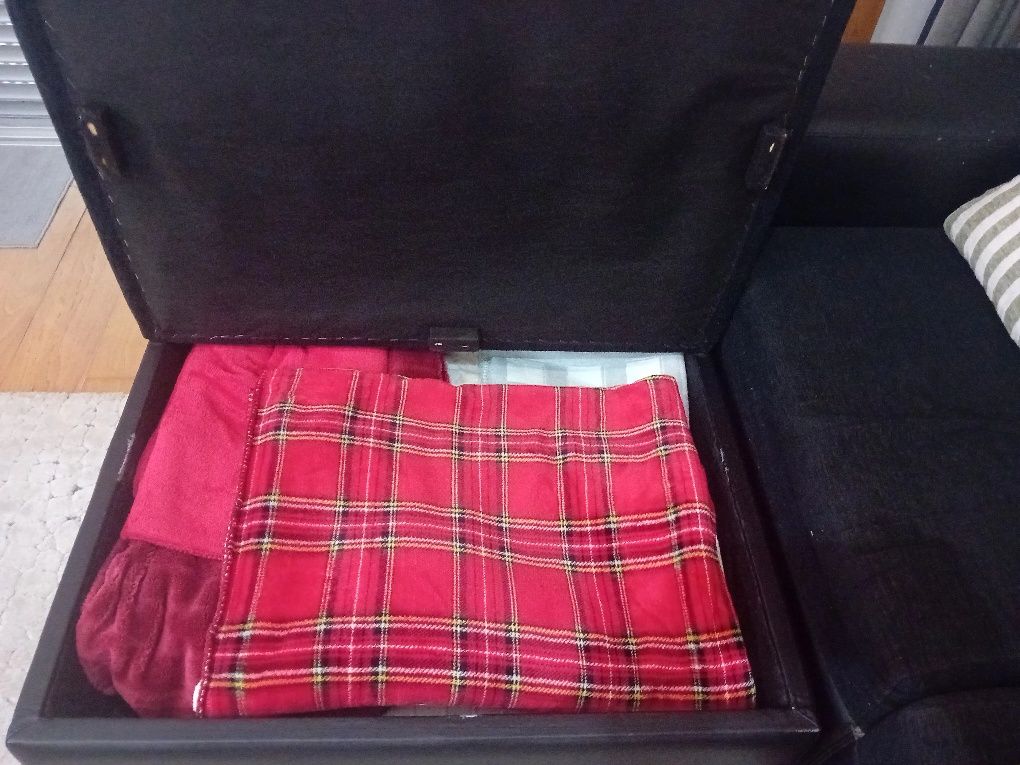 Sofá com chaise longue