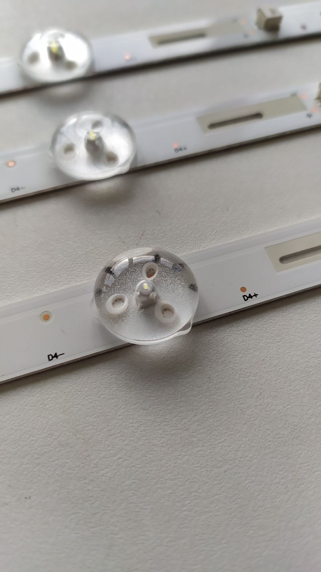 LED подсветка телевизора CV950D4-B42 /45LED4500 Samsung