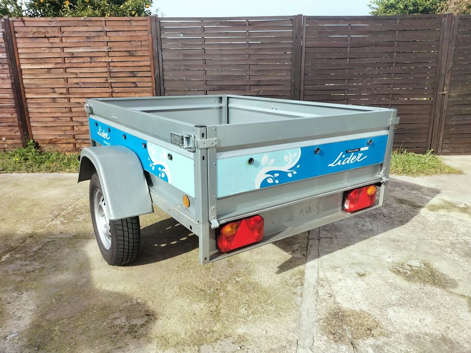 Atrelado / reboque de carga