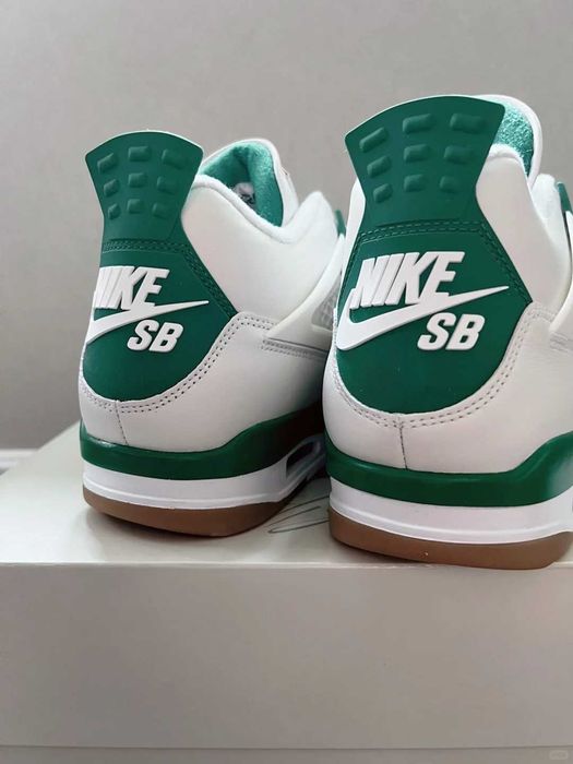 Buty meskie Mokasyny Jordan_4_Retro_SB_Pine_Green R.40