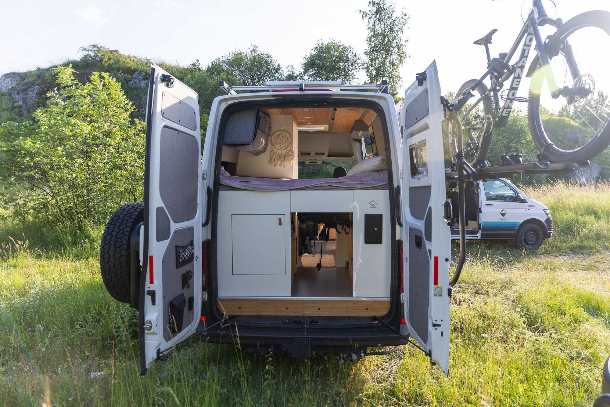 Wynajem Campervan, Crafter, kamper, van 4x4 - VANWAY CAMPERVANS