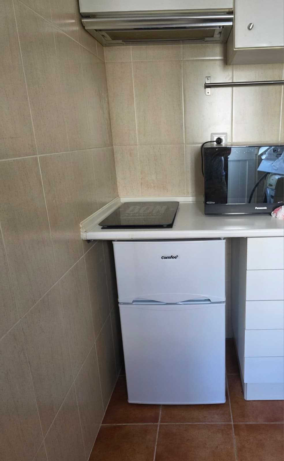 Apartamento T1 com pátio em travessa Henrique Cardoso, 48