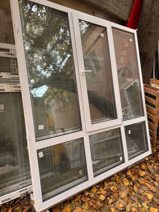 Панорамные окона двух и трех секционные