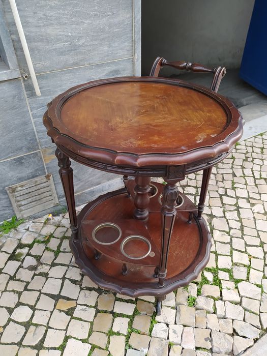 Bar Garrafeira Chá Mesa Redonda Com Rodas Antiga Vintage