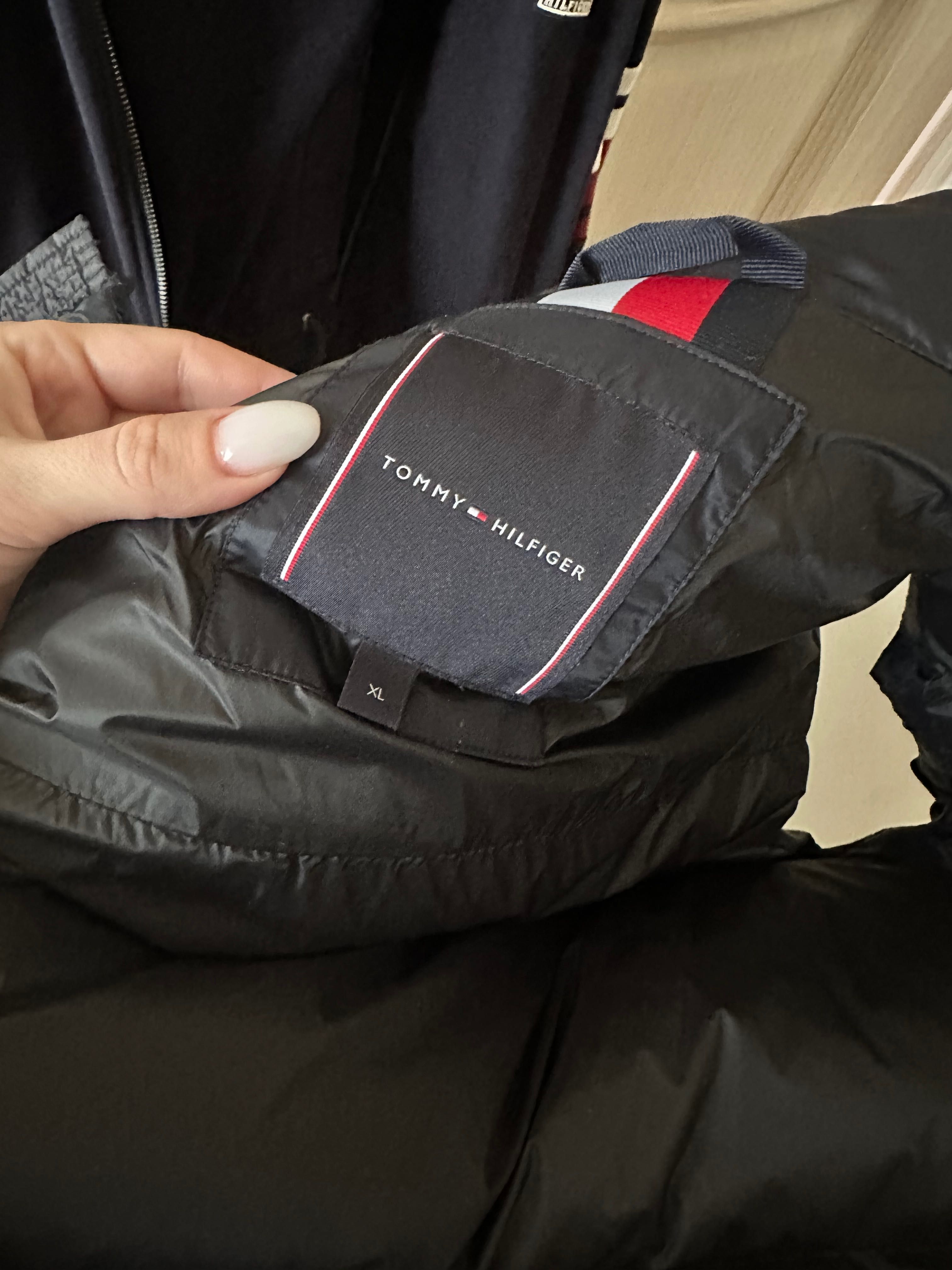 Новая жилетка Tommy Hilfiger XL