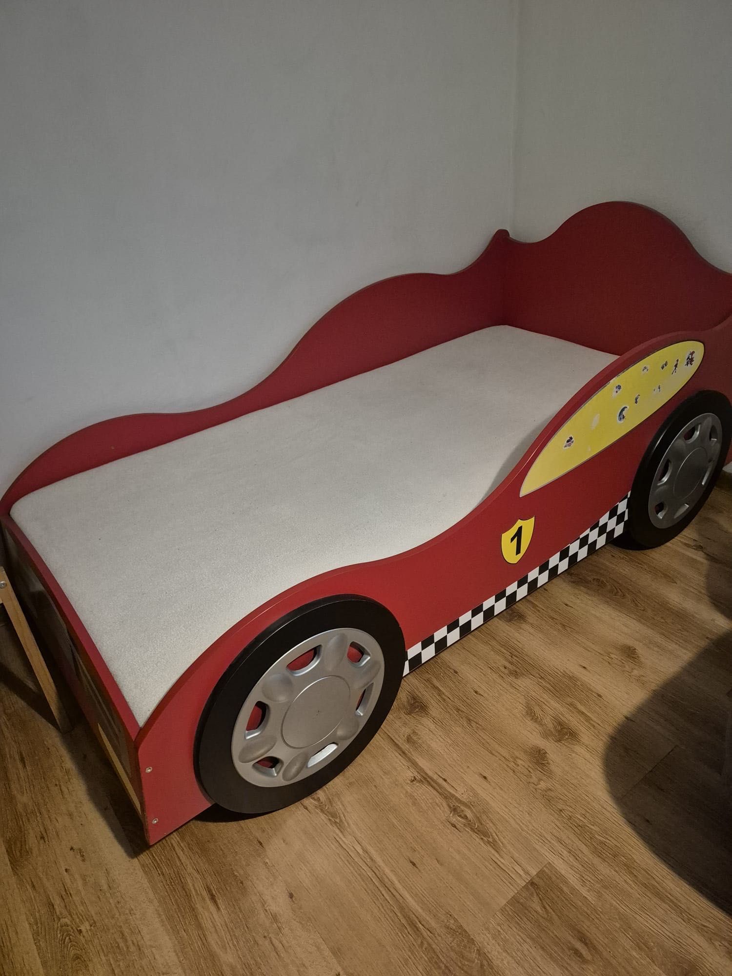 Łóżko auto dla dzieci mcqueen