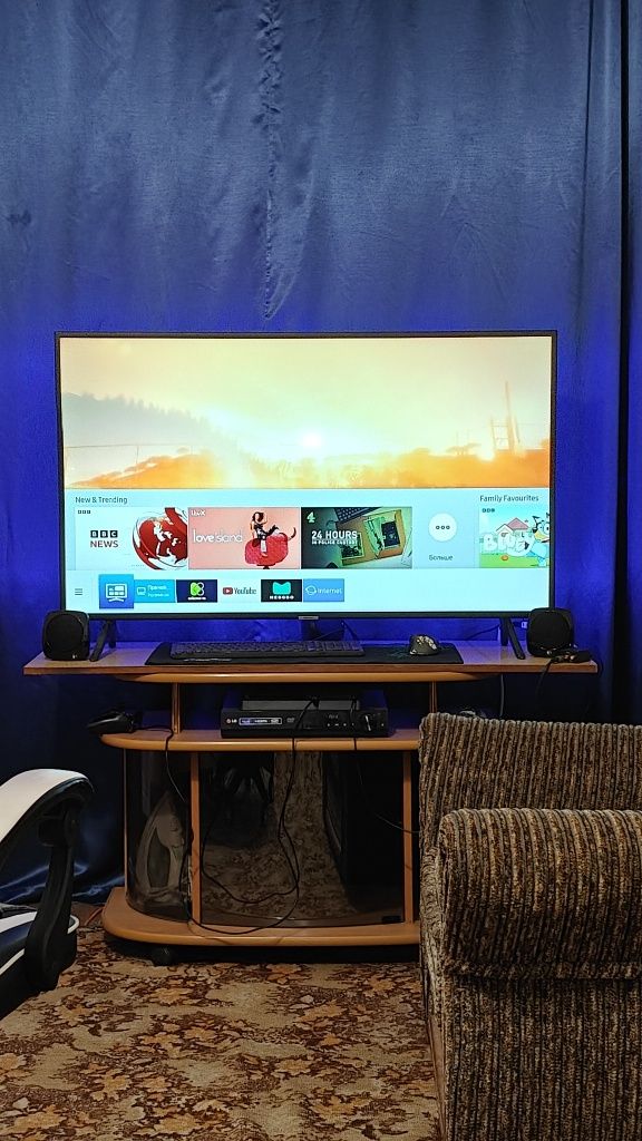 Продам в хорошем состоянии Samsung UE-49NU7172u
Картинка: HDR
Мультим