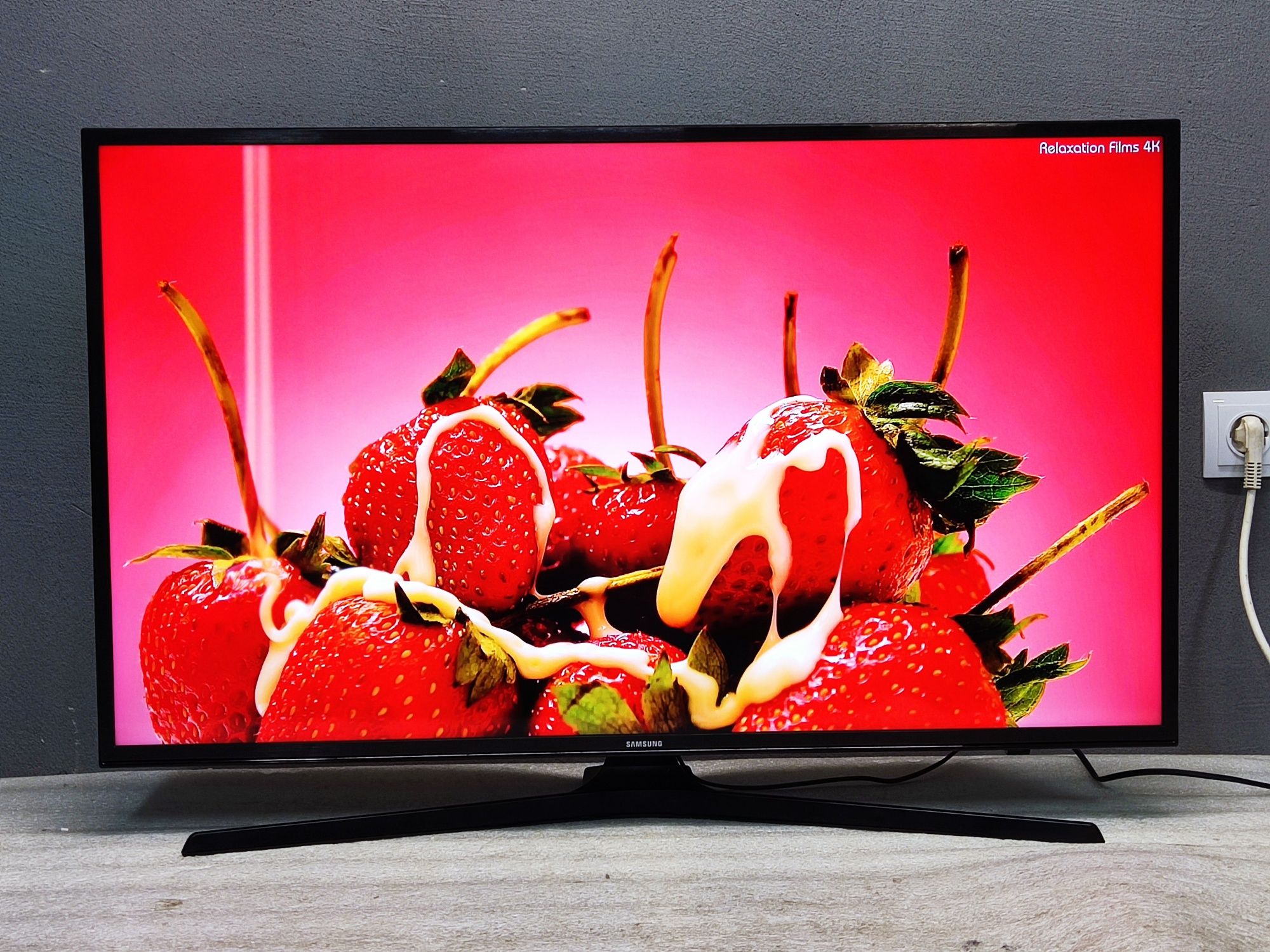 Samsung UE40KU6099 (40") 4K Ultra HD Smart TV Wi-Fi