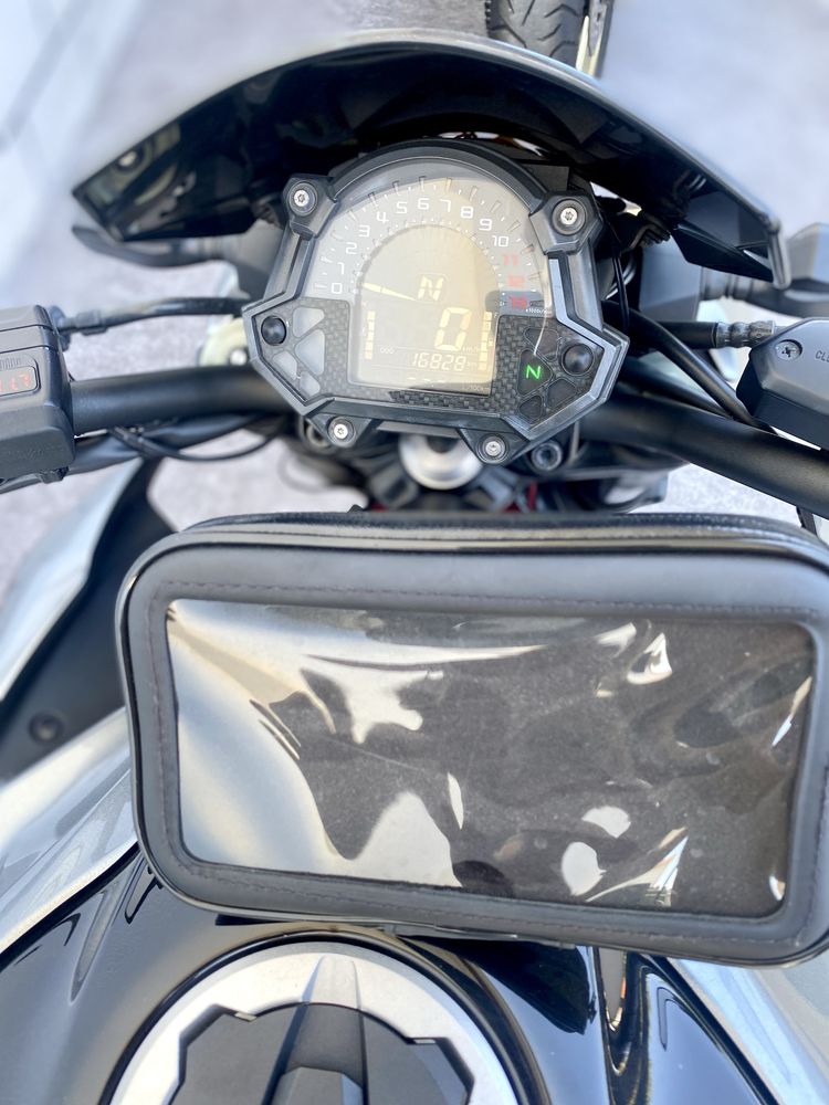 Kawasaki Z900 Performance.