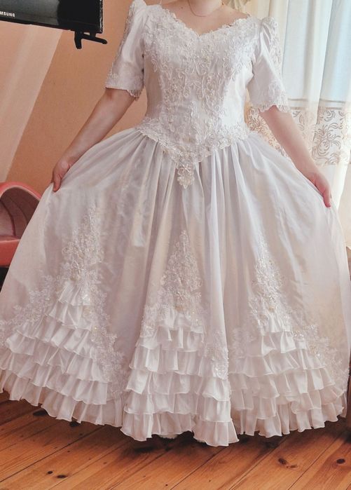 Платье для невесты. Очень красивое.