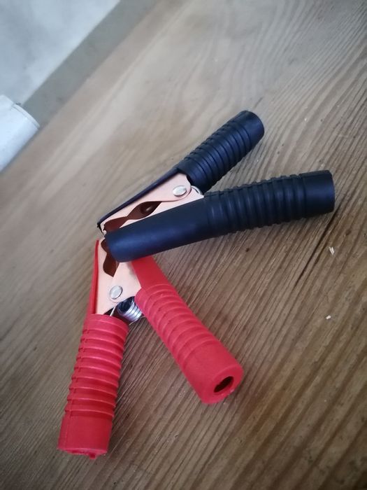 Alicates de encosto de bateria