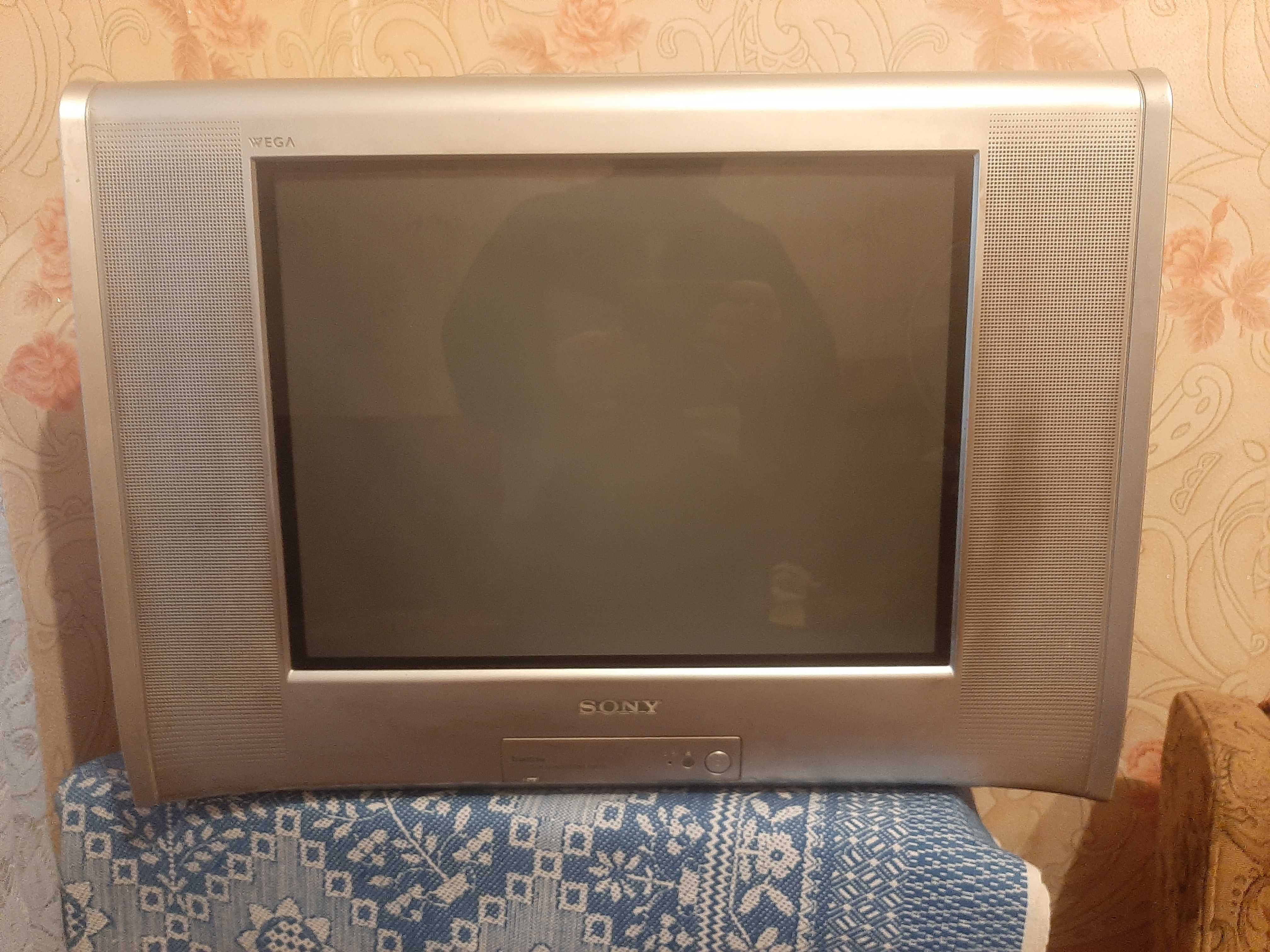 Телевизор SONY WEGA