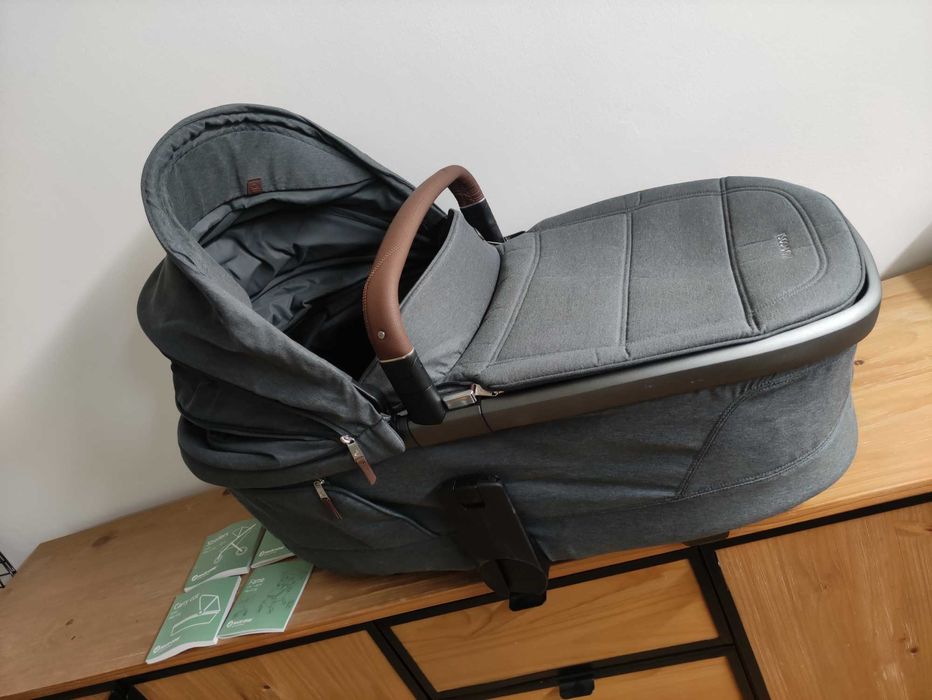 Carrinho Maxi-Cosi Fame Twillic Graphite + Alcofa – Como Novo