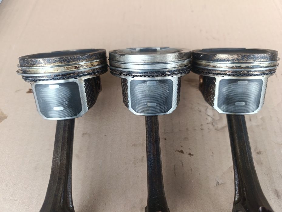 Шатуни поршня 1.2 бензин Fabia Polo Ibiza Cordoba