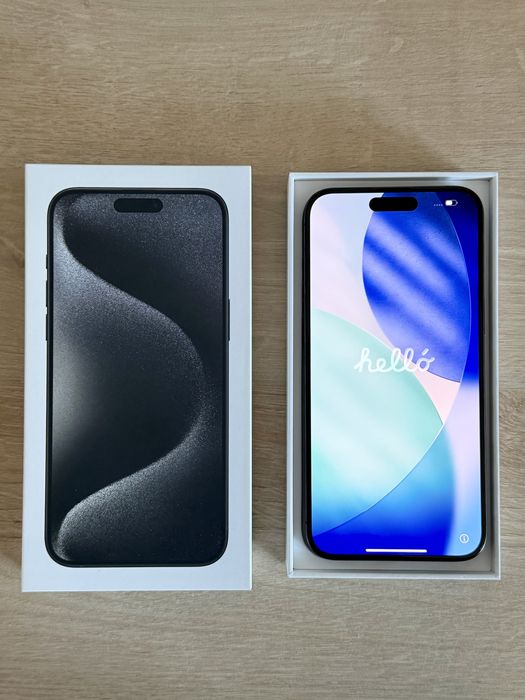 Apple iPhone 15 Pro Max (256GB) - Black Titanium