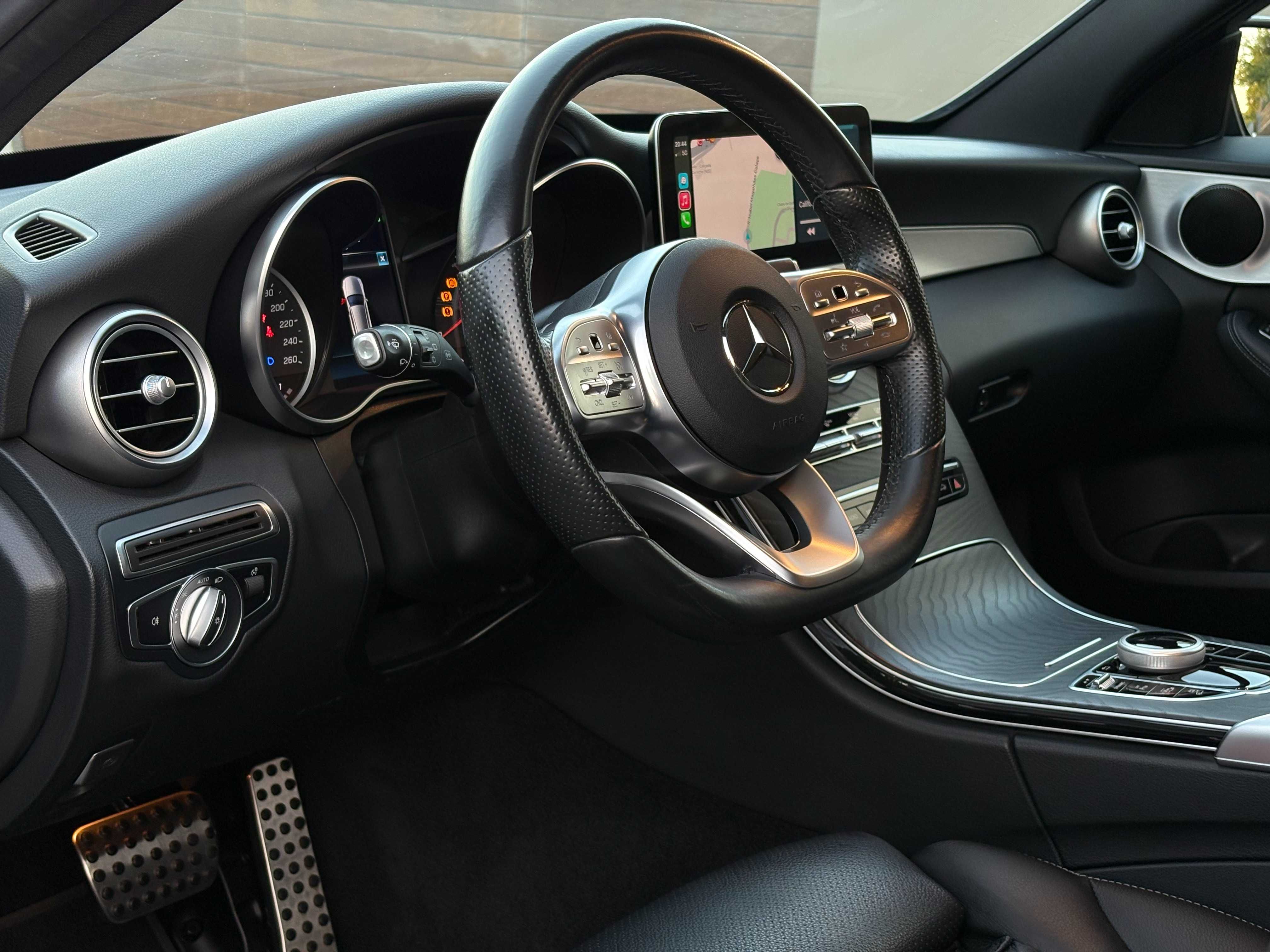 Mercedes C 300de Pack AMG completo