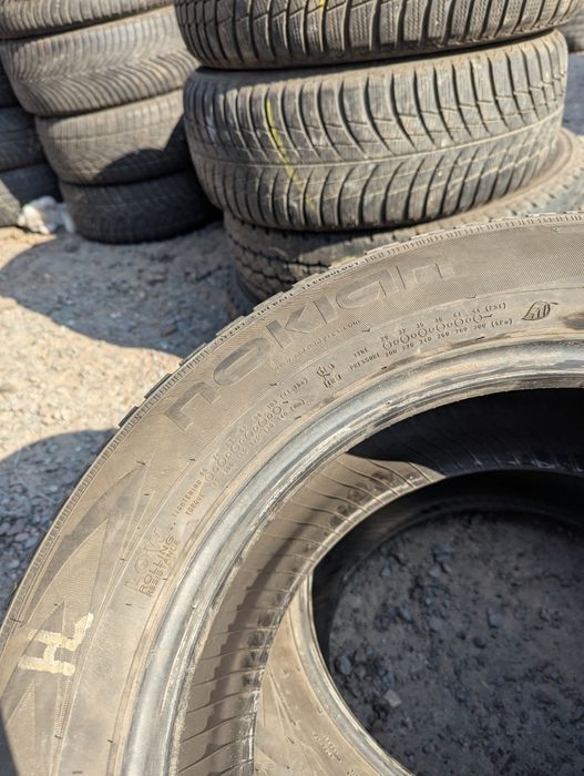 215/60R16 Nokian WR d4 зима