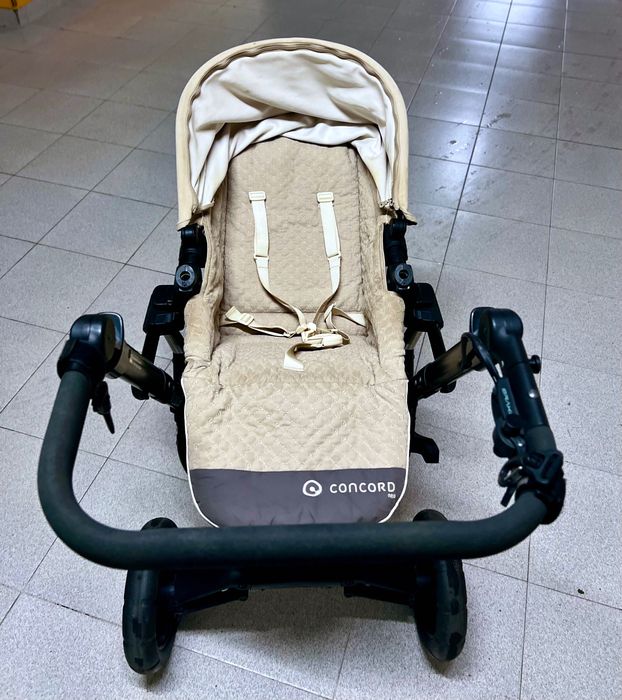 Trio Concord edição Bordada - carrinho, alcofa e ovo