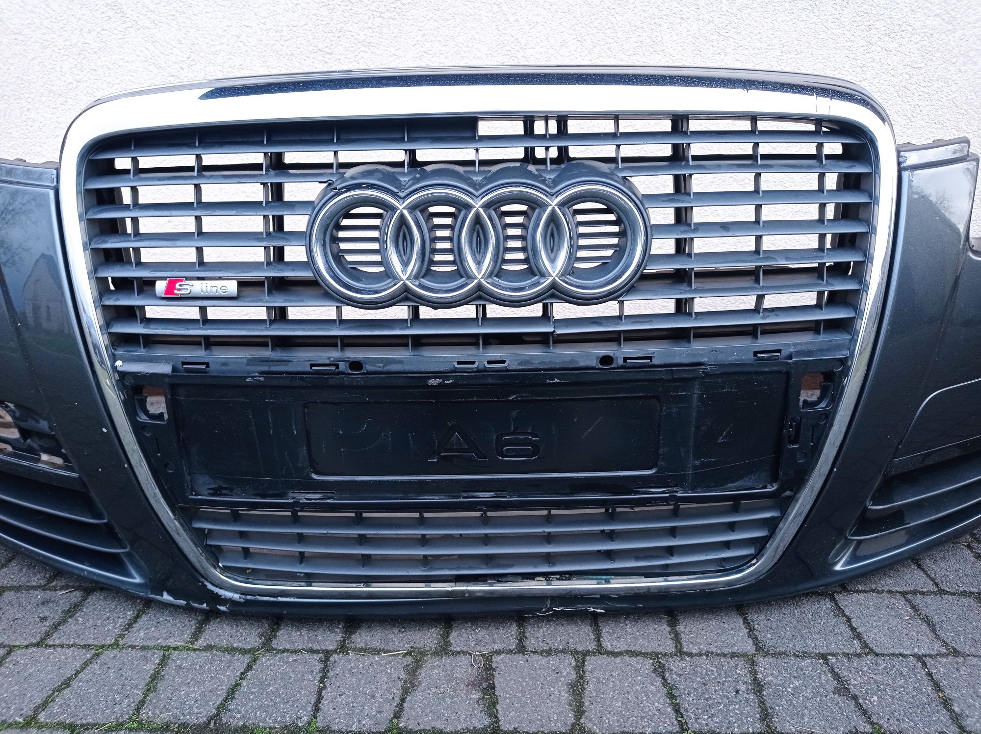 Zderzak przód Audi A6 C6 LZ7S, brak grila