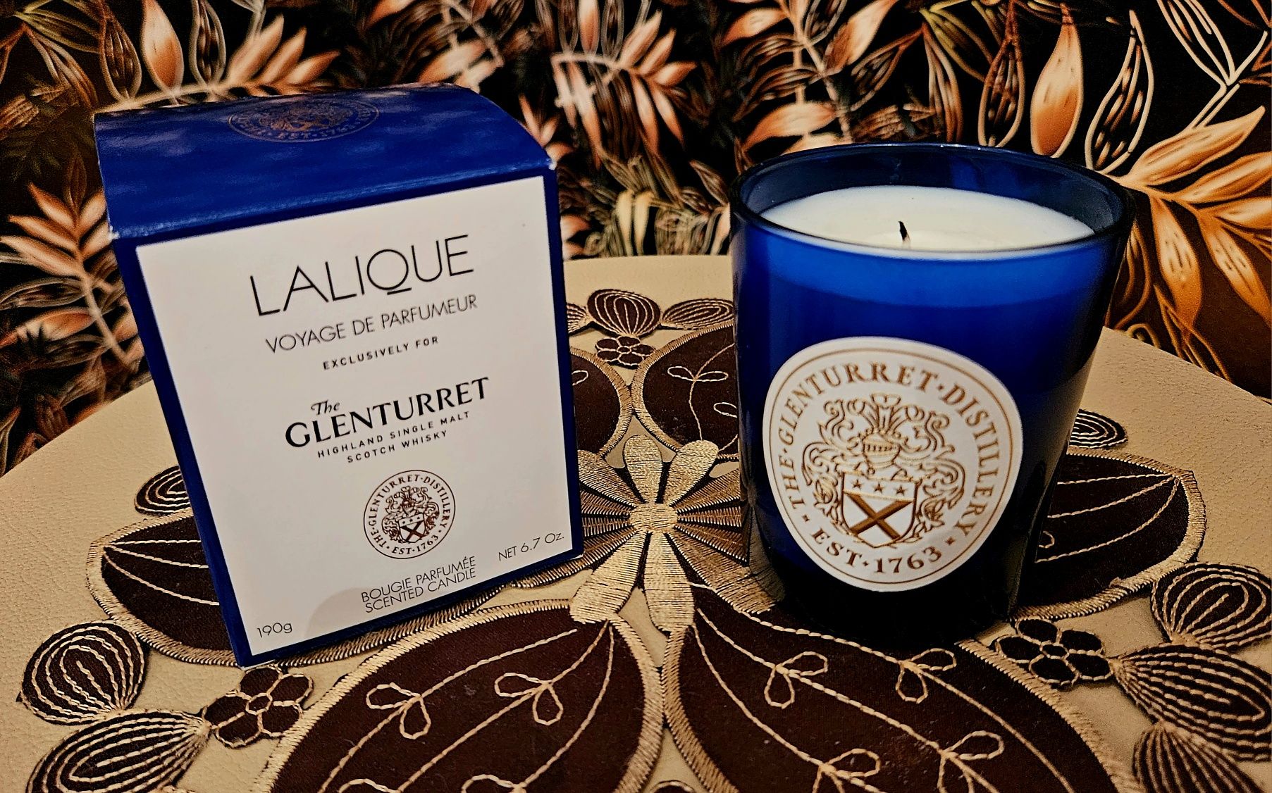 Świeca perfumowana LALIQUE Glenturret 190g
