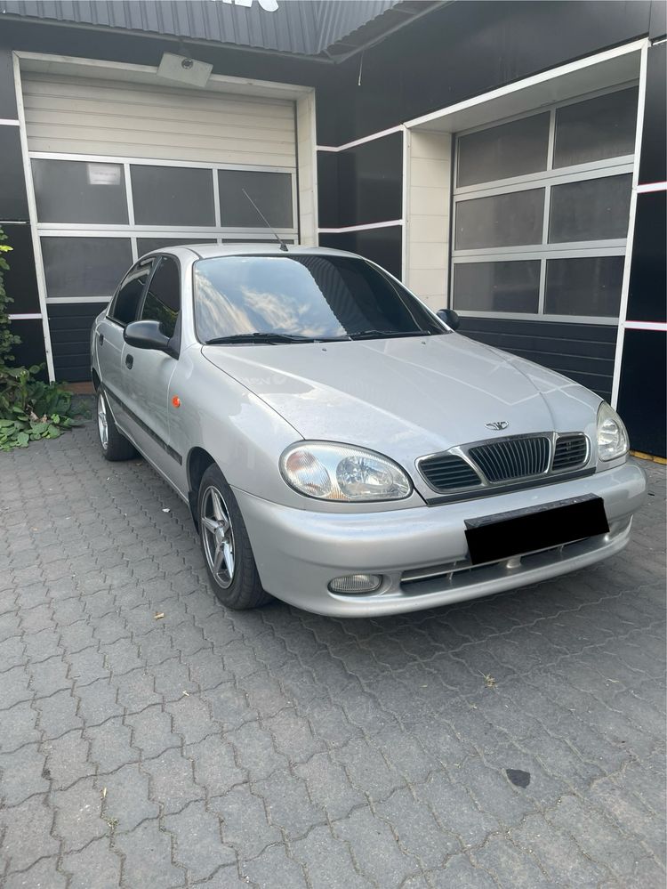 Тонування  авто