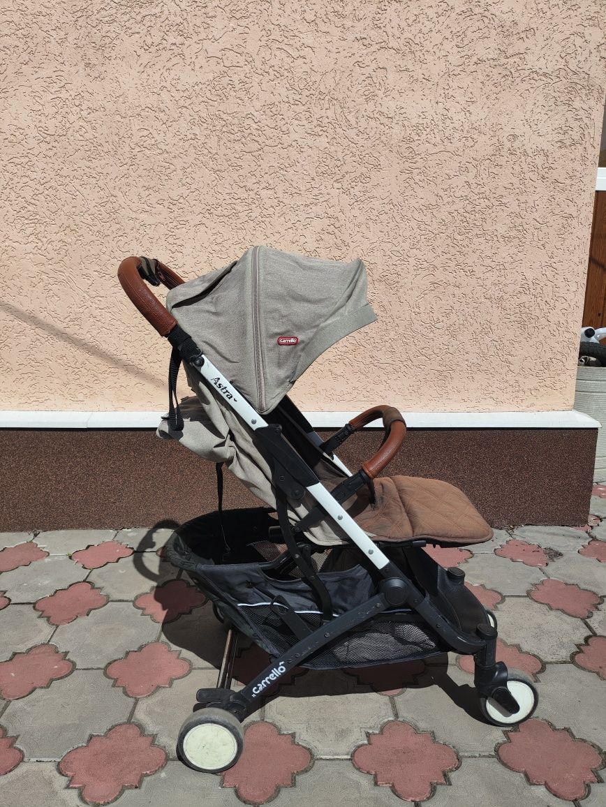 Коляска Carrello Astra