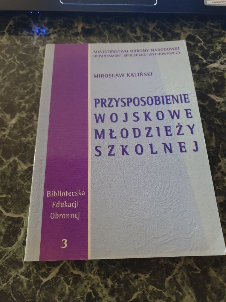 przysposobienie wojskowe mlodziezy szkolnej  Kaliński