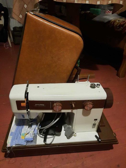 Швейні машинки електричні Singer та Privileg 210N (вживані)