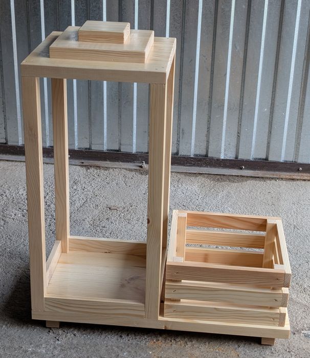 Lampion z doniczką Duży lakierowany 56 cm.