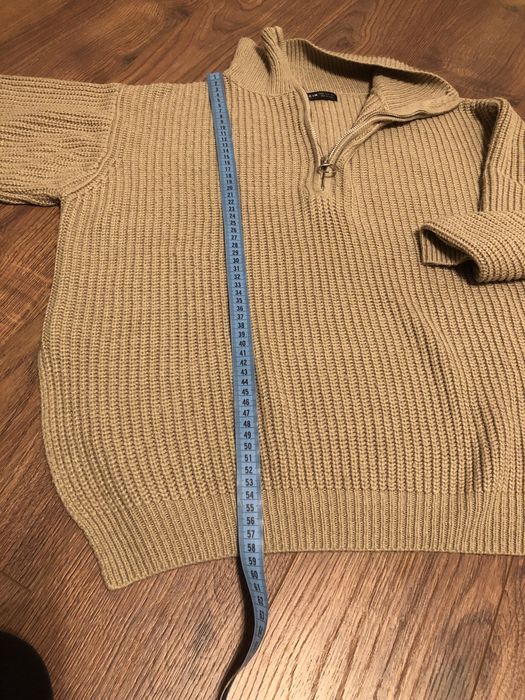 Бежевий светр джемпер кофта shein розмір m котфа гольф