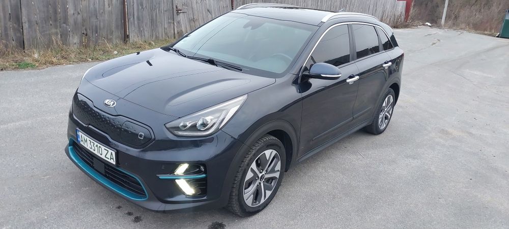 Таксі. Пасажирські перевезення, трансфер, оренда авто з водієм