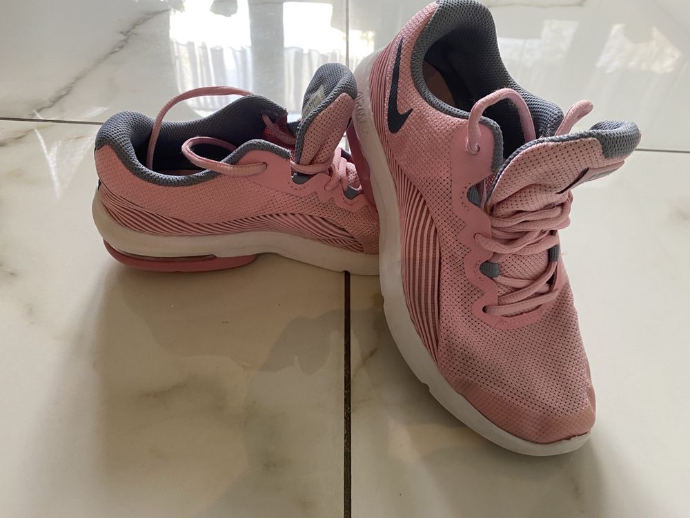 Buty dziewczęce NIKE Air Max jak nowe