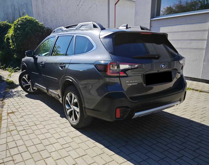 Subaru Outback 2020 року