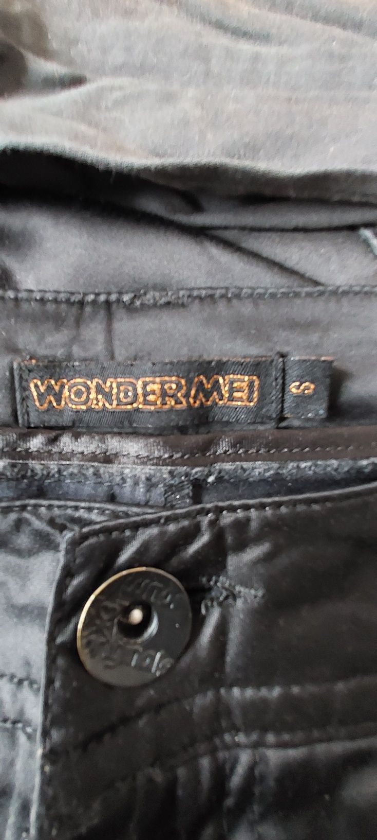 Spodenki czarne S biodrowki szorty rybaczki bermudy wonder me
