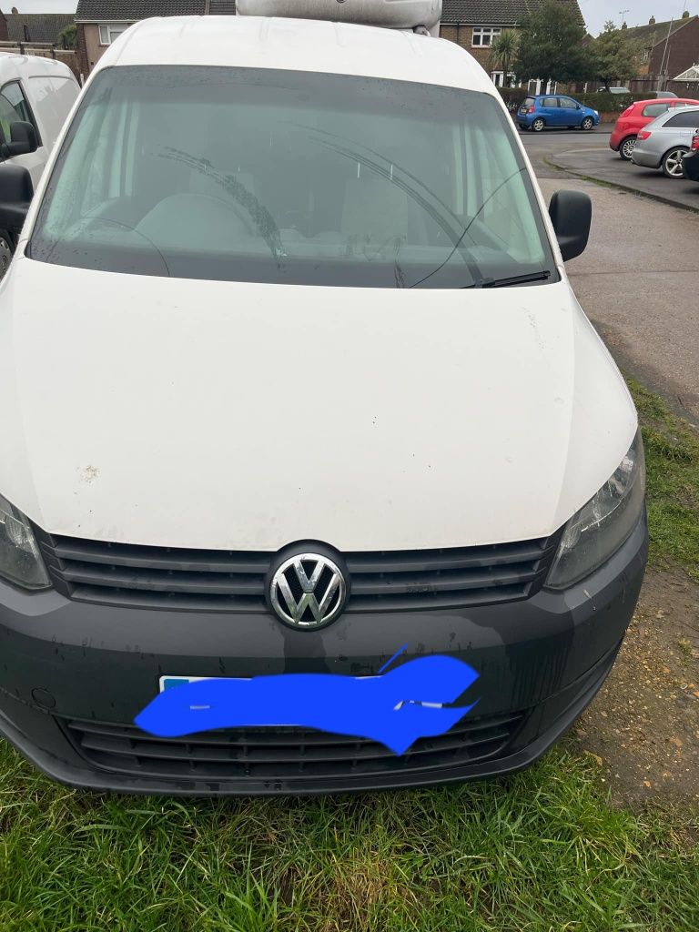 Vw Caddy 1.6 tdi 2013r anglik