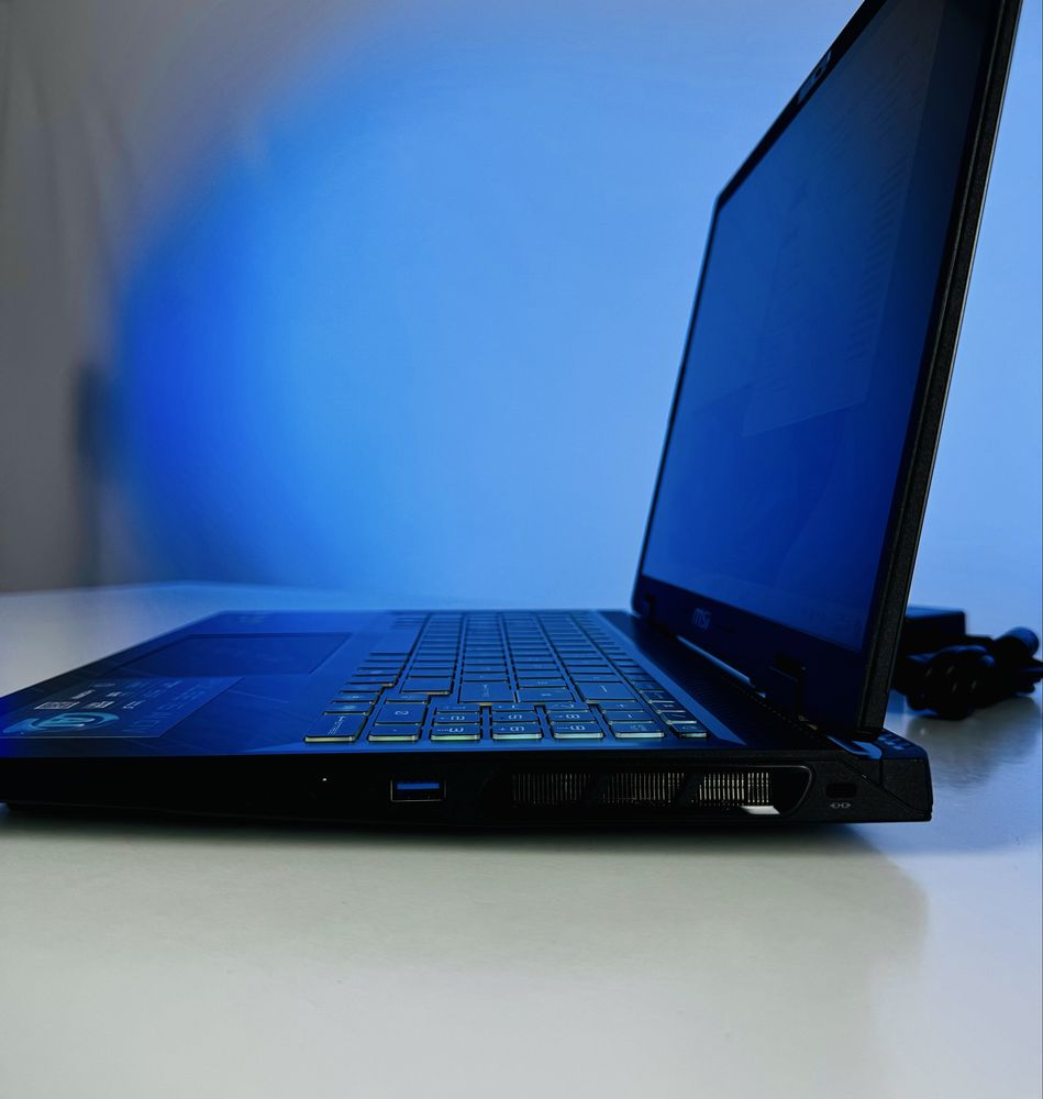 MSI Pulse 16 AI C1VGKG (C1VGKG-011XRO) 1 шт. NEW!