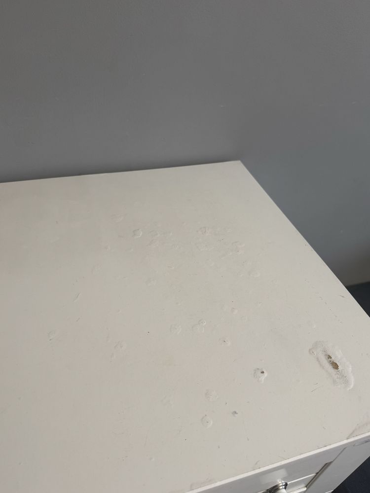 Łóżeczko z komodą