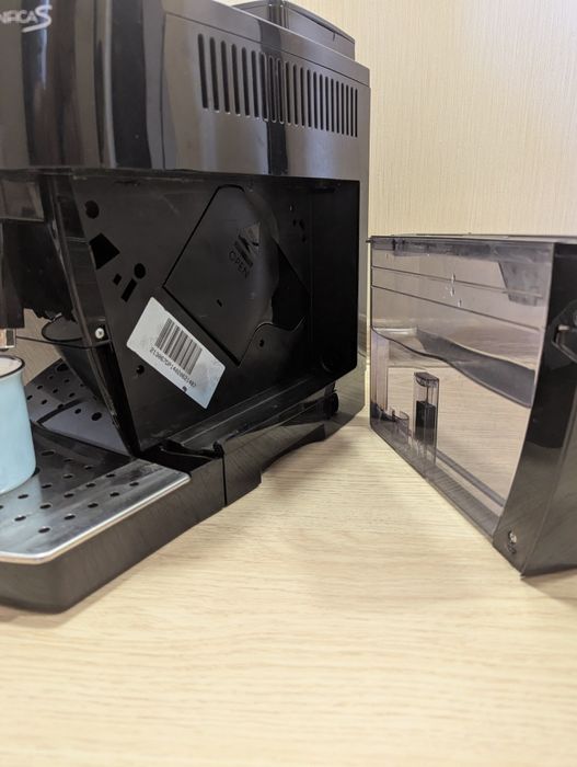Кофемашина / Кофеварка Delonghi Magnifica S