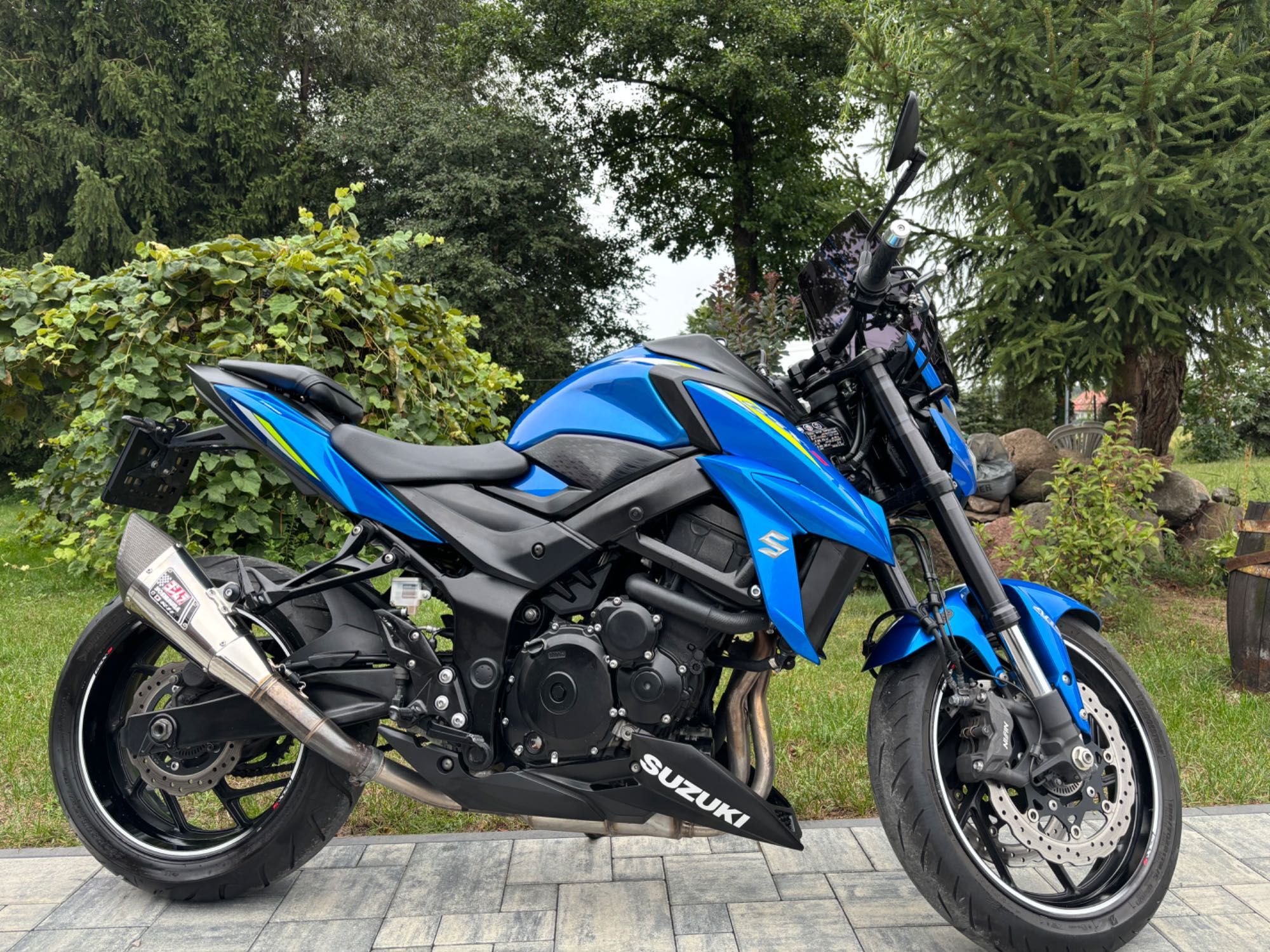 Suzuki GSXS 750 A2 2020 / Yoshimura R-11