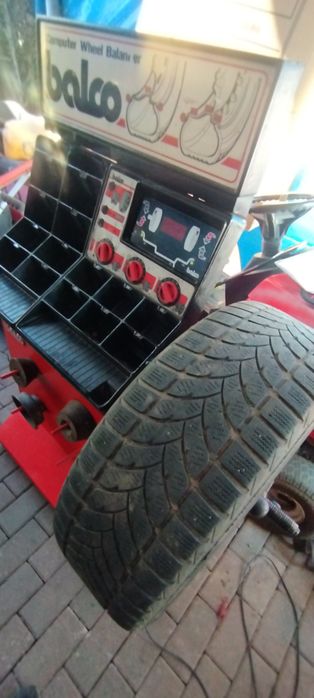 Wyważarka kół Balco