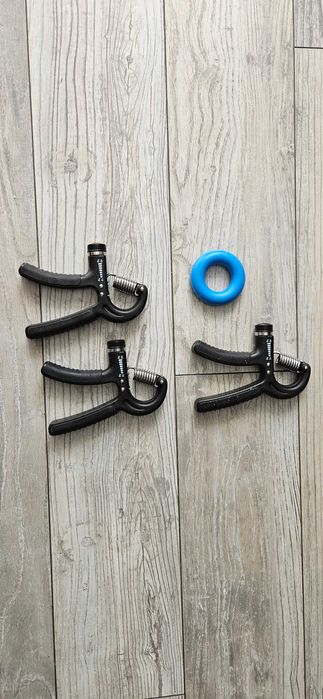 Zestaw akcesoriów treningowych – 3 x regulowane ściskacze + ring