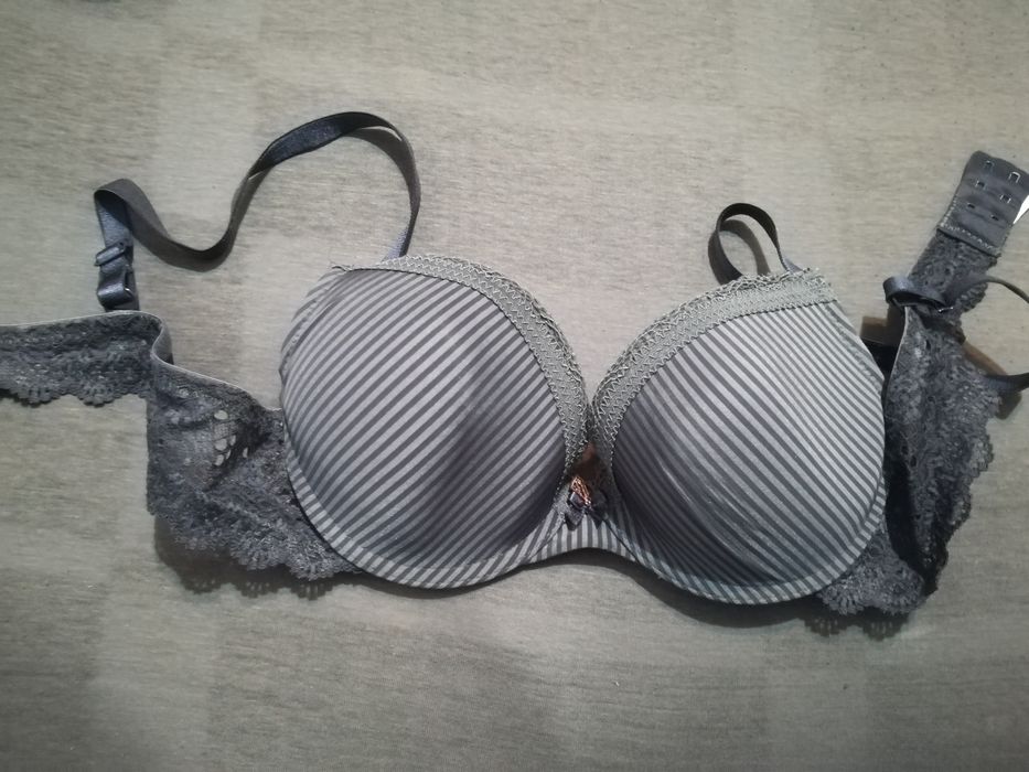 Biustonosz ciemnoszary