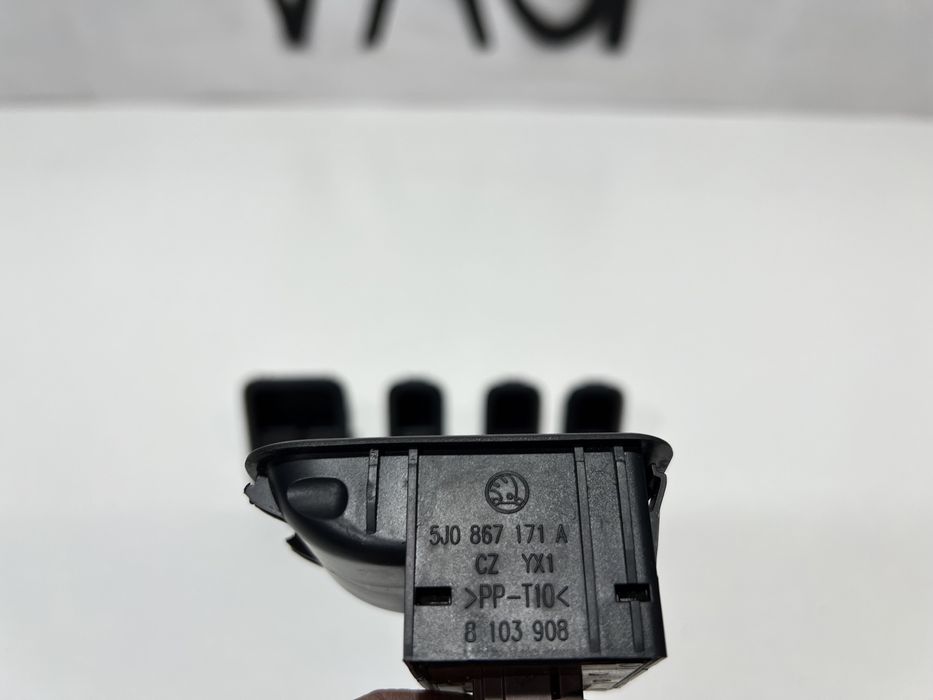 Кнопки склопідйомника,шкода фабія 2,блок склопідйомник,румстер,fabia 2